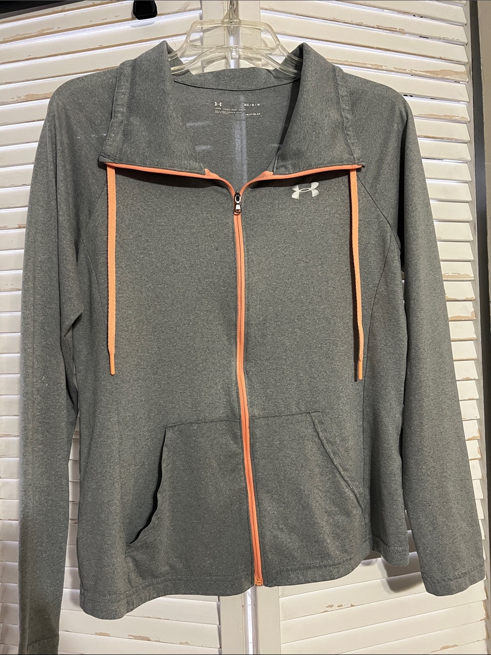 Under Armour Gray Zip-Up Fitted Performance Top with Coral Trim Medium